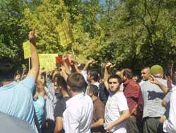 Gençlerden Çirkef Filme Kınama