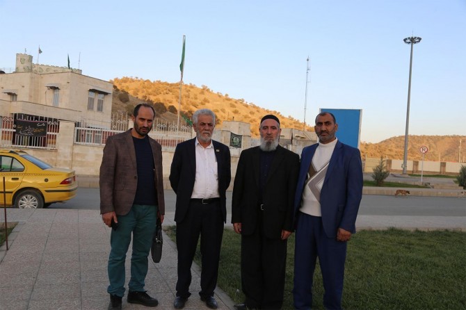 Kerwana Umûdê ji bo ku alîkariya mexdûrên erdhejê bike derbasî Îranê bû