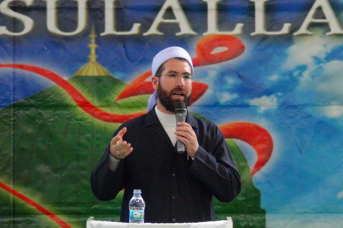 "İnsanlık Hz Muhammed'in getirmiş olduğu barış ve adalete muhtaçtır"