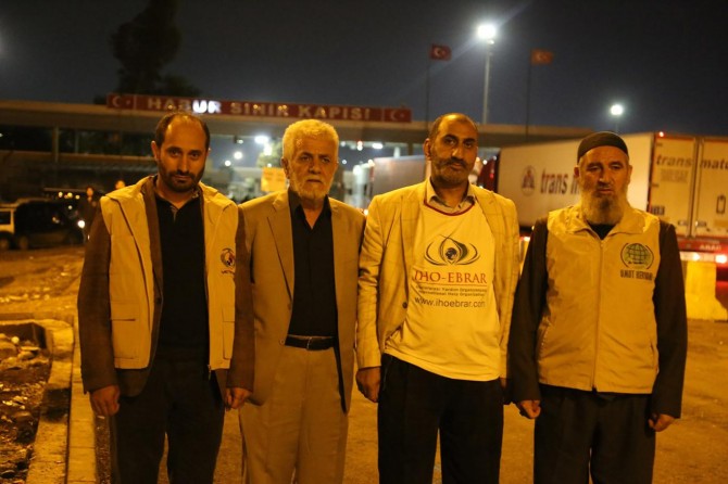 Umut Kervanı yeni yardımları yapmak üzere deprem bölgesinden ayrıldı