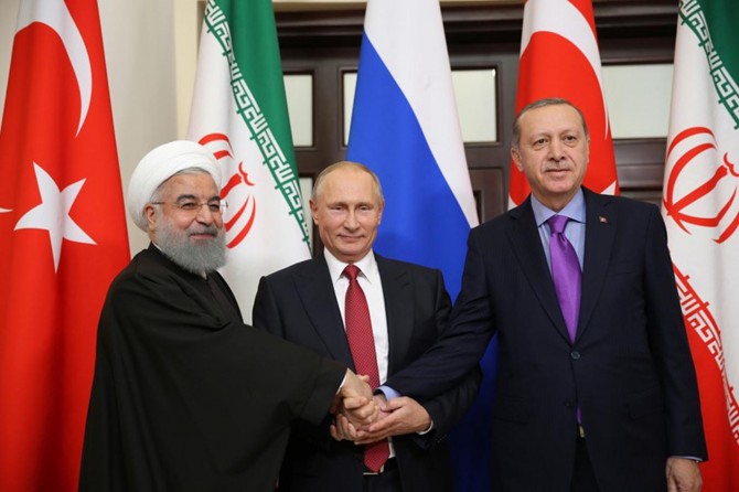 ​Üçlü zirveden ortak karar: Suriye’de Ulusal Diyalog Kongresi toplanacak