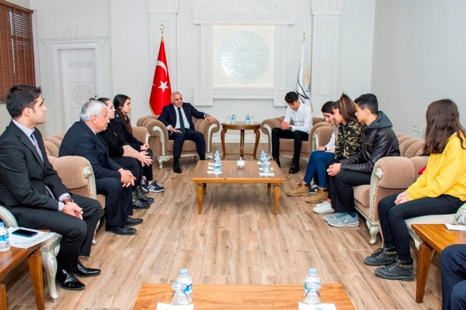 Savaşlarda en çok mağdur olan maalesef çocuklar oluyor