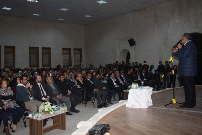 Nusaybin'de Dursun Ali Erzincanlı şiir dinletisi programı