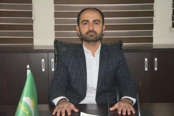 "Tehlike oluşturan yapılar tespit edilip bir an önce yıkılmalıdır"