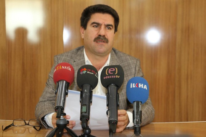 "Öğretmen ihtiyacı kadrolu öğretmenlikle giderilmelidir"