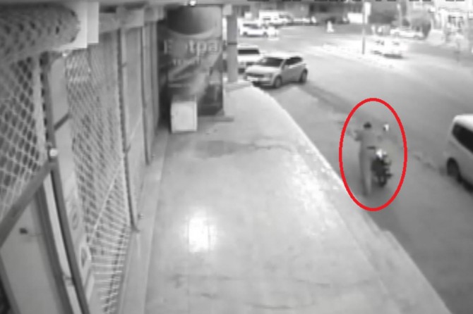 Park halindeki motosikleti çalan şüpheli tutuklandı