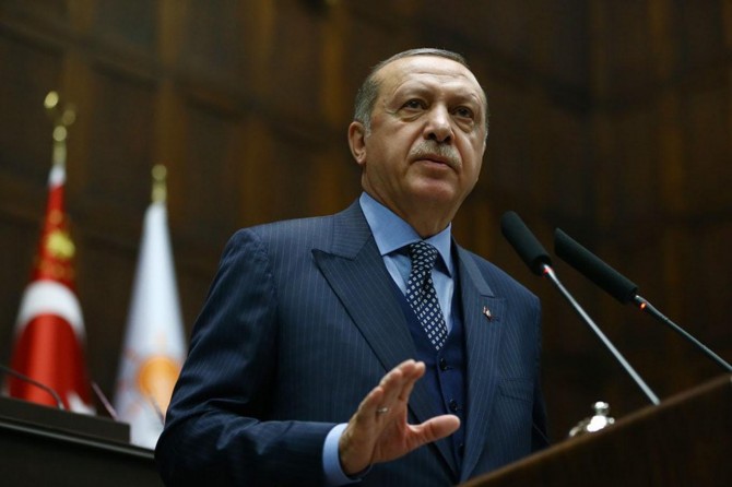 "Hiçbir kurumda şahsımın adı kullanılarak iş yapılmasına rıza gösteremem"