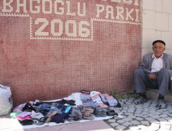 Kahraman Amca Yardım Bekliyor!