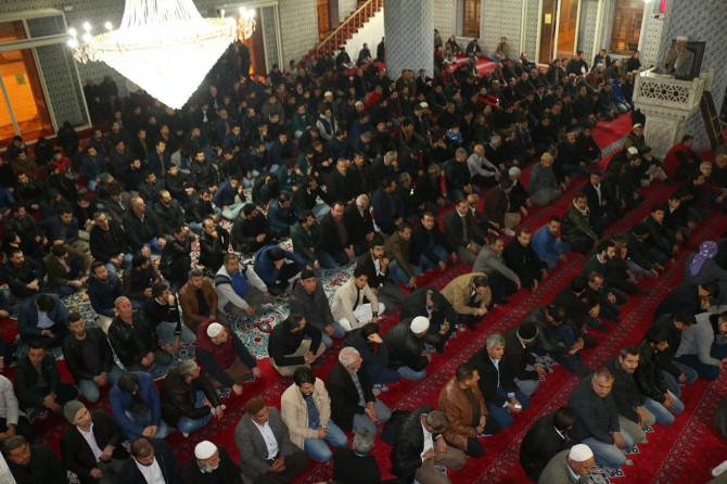 Mevlit Kandili Şanlıurfa'da ihya edildi