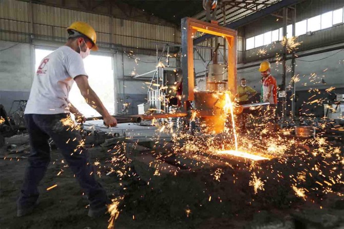 Tehlikeli ve çok tehlikeli iş kolunda 223 bin 642 kişi belge aldı