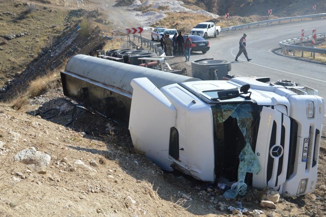 Tankêra sotemeniyê vîraj negirt û qelibî