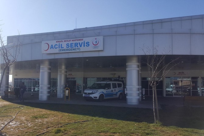 Elektrik akımına kapılan 3 işçi yaralandı