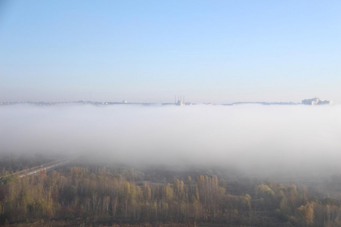 Diyarbakır'da  Hevsel Bahçeleri'ni yoğun sis kartpostallık görüntüler ortaya çıkardı
