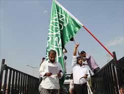 ABD Konsolosluğunu Tekbirlerle İnlettiler (Foto)