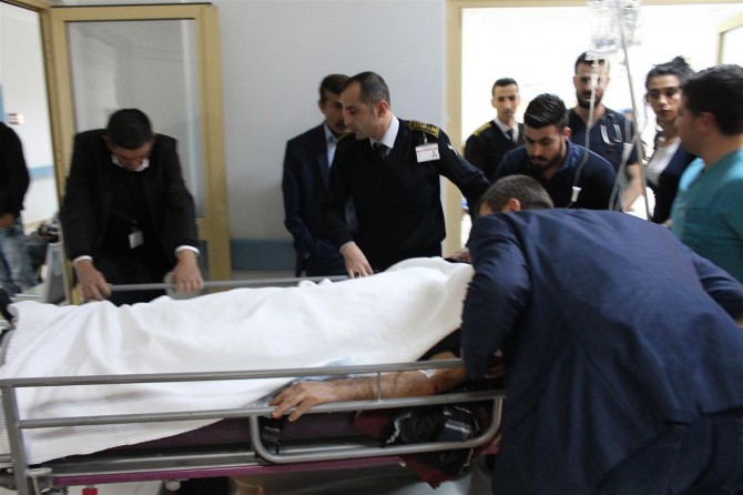 Minibüs ile motosiklet çarpıştı: Bir ölü