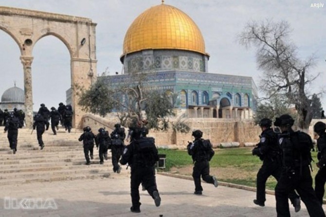 Zionist invaders attack on Palestinians