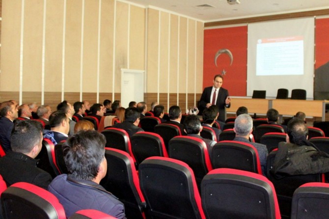 Ortaöğretim kurumlarına yönelik toplantı yapıldı