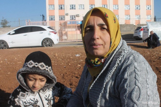 "Keşke zaman geri gelebilseydi biz de okuyabilseydik"