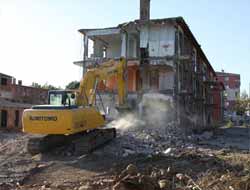 Bingöl'de 1971 Depreminin İzleri Siliniyor