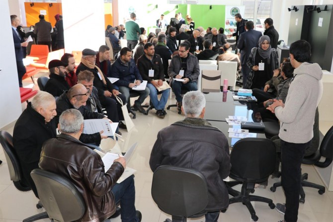 Suriyeli mülteciler meslek sahibi oluyor