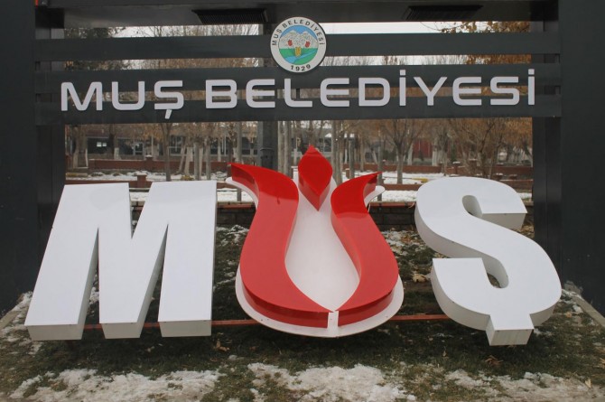 “Küçük esnaf faize bulaştırılıyor”