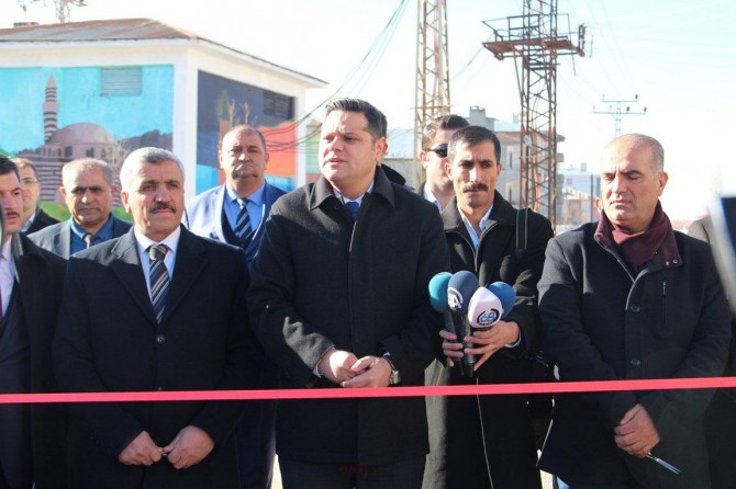 İpekyolu'nda yol ve kaldırım çalışmaları