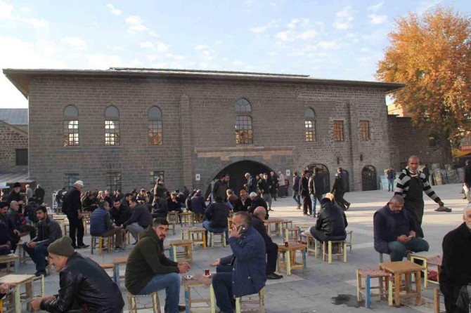 Diyarbakırlılar: Türkiye israili devlet olarak tanımamalıdır