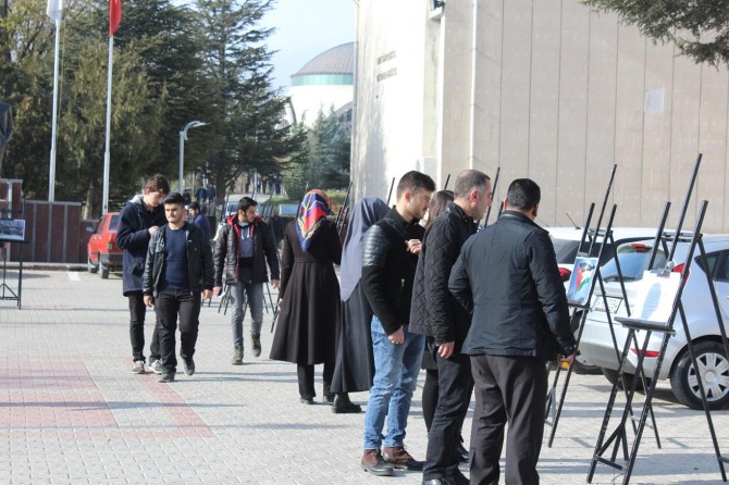 Skandal Kudüs kararına üniversite öğrencileri resim sergisi açarak tepki gösterdi