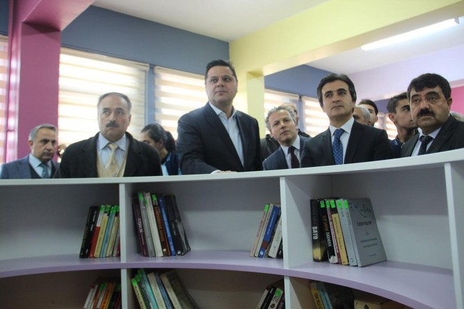 İpekyolu Belediyesinden bir "Z-Kütüphane" açılışı daha