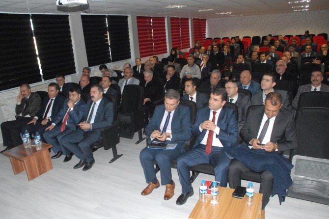 Tuşba ‘Eğitim Değerlendirme’ toplantısı düzenlendi