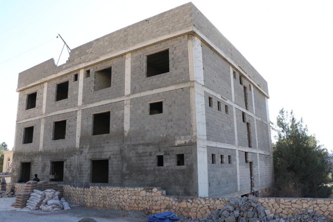 ​Mardin’de inşaatı bitirilemeyen Mescid-i Aksa Medresesi yardım bekliyor