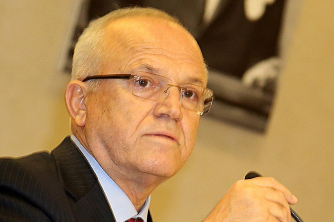 Ataşehir’in yeni belediye başkanı İlhami Yılmaz oldu