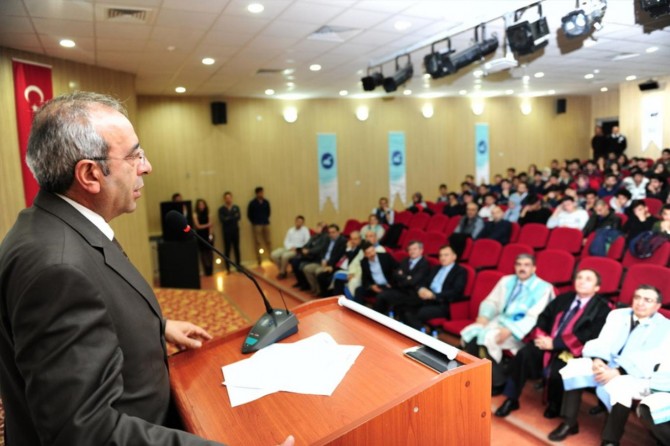 YYÜ Veteriner Fakültesi öğrencileri beyaz önlük giydi