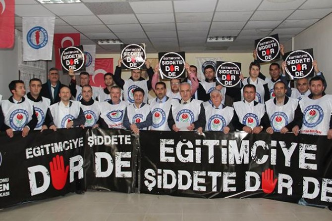 “Eğitimin aktörü olması gereken öğretmenler figürana dönüştürüldü”