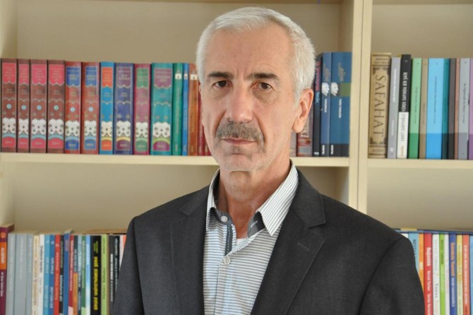 Görevinden uzaklaştırılan Öğretim Üyesi Okçu görevine geri döndü