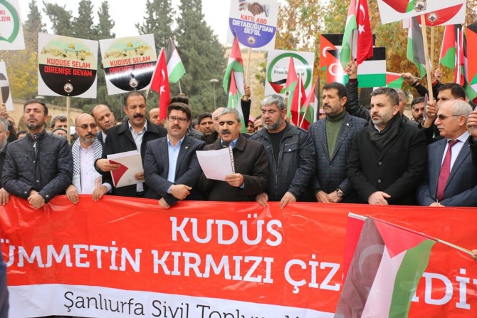 "İsrail ancak ve ancak yağmacı hırsız ve zorba bir topluluktur"