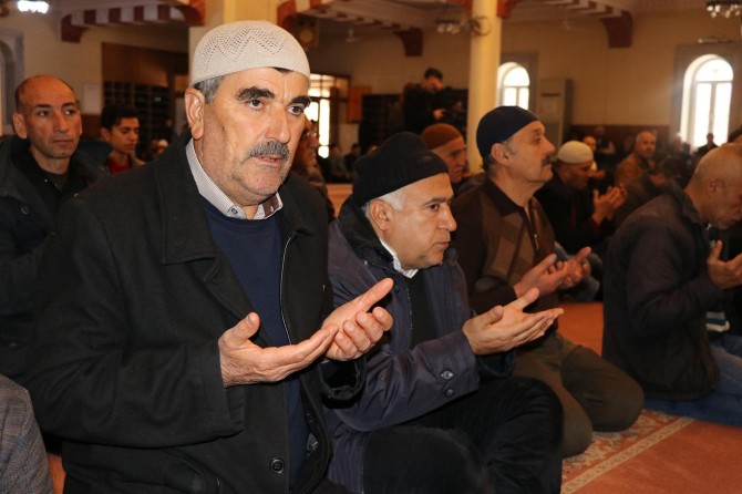 Gaziantep savunmasında şehit olanlar için hatim duası okundu