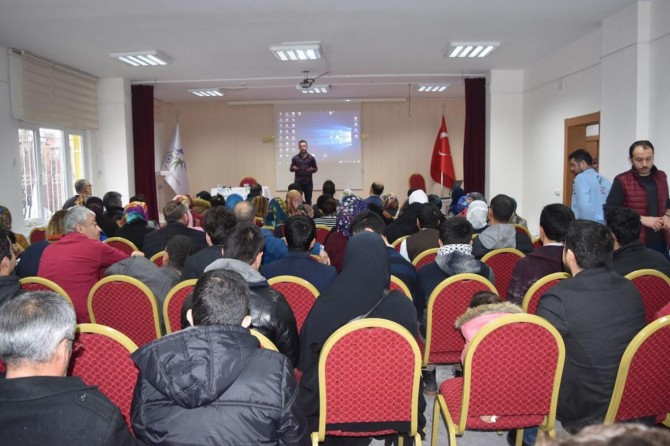 İpekyolu Belediyesinden engelli ailelerine seminer
