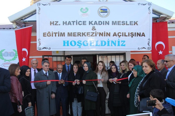 Diyarbakır’da kadınlara yönelik meslek edindirme ve eğitim merkezi açıldı
