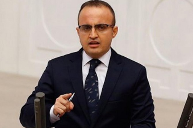 AK Partiden Abdullah Gül'e KHK yanıtı