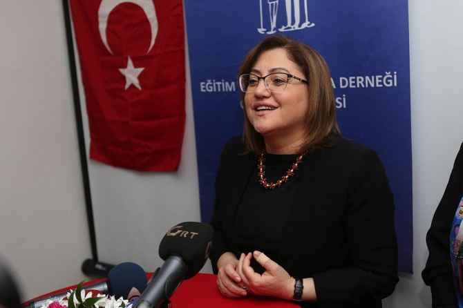 "Engel yaşarmayan gözde nasırlaşmış kalptedir"