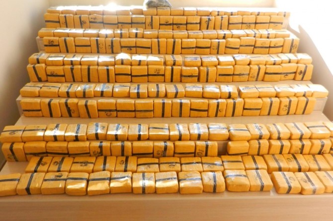 Van'da yaklaşık 200 kilogram eroin ele geçirildi