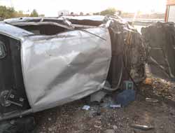 Hatalı Sollama Yapan Otomobil Devrildi: 6 Yaralı