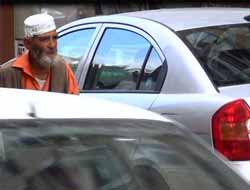 Dilencilerin Yeni Mekanı Trafik Işıkları!