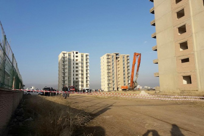 Kırklar Dağı’ndaki konutların yıkımına başlandı