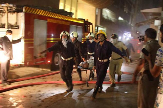 Hindistan'da yangın: 15 ölü, 50 yaralı