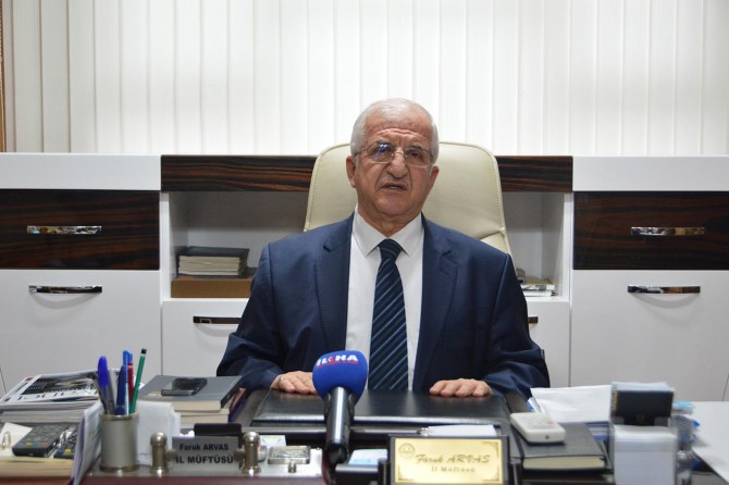 Yeni yılda bize yakışan kendimizi hesaba çekmektir