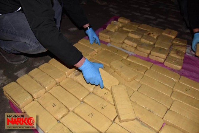 Durdurulan araçta 170 kilo eroin ele geçirildi