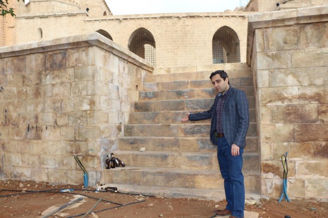 Medrese ya dîrokî bû mekanê serxweşan