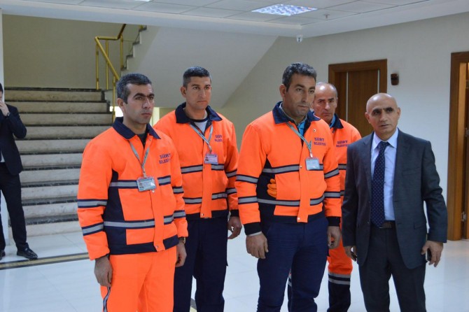 Siirt'te çalışan taşeron işçilerin kadro heyecanı